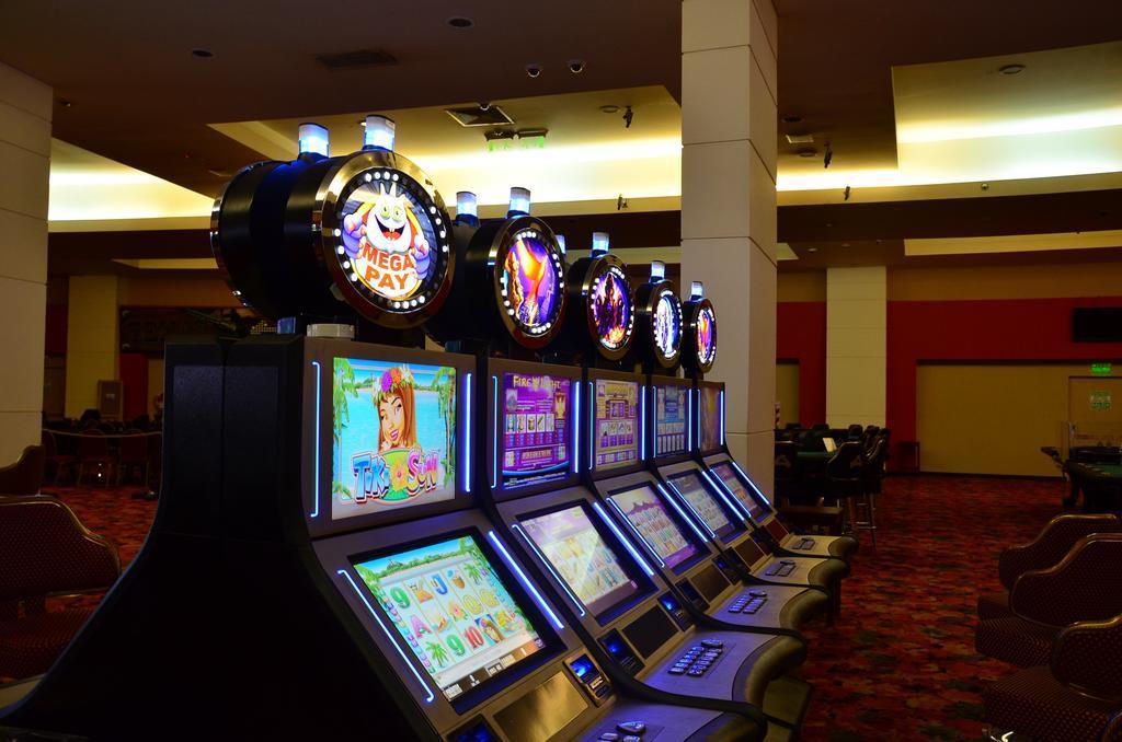 Hotel Casino Acaray Ciudad del Este Exterior photo