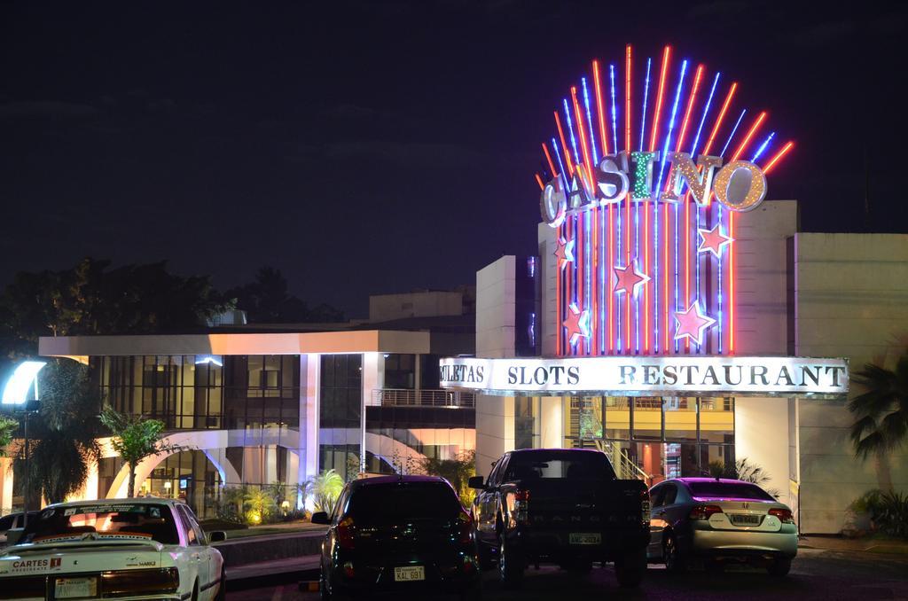Hotel Casino Acaray Ciudad del Este Exterior photo